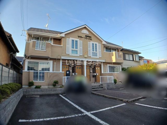 マリーソレイユの建物外観