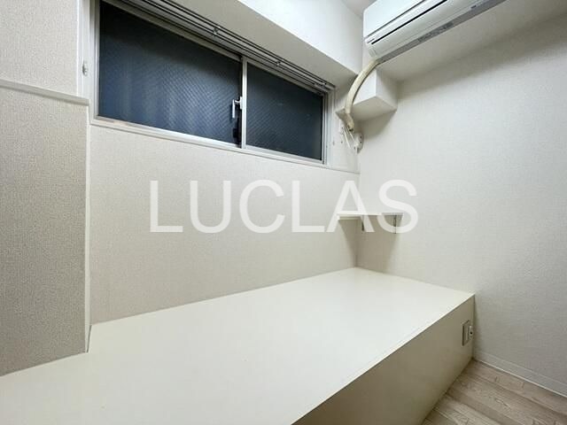 居室・リビング　白基調のくつろぎ空間♪