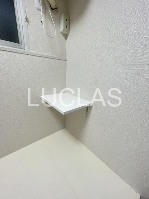 その他部屋・スペース　床面も白で統一しており清潔感が溢れます。