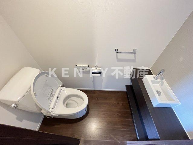 トイレ　コンパクトで使いやすいトイレです