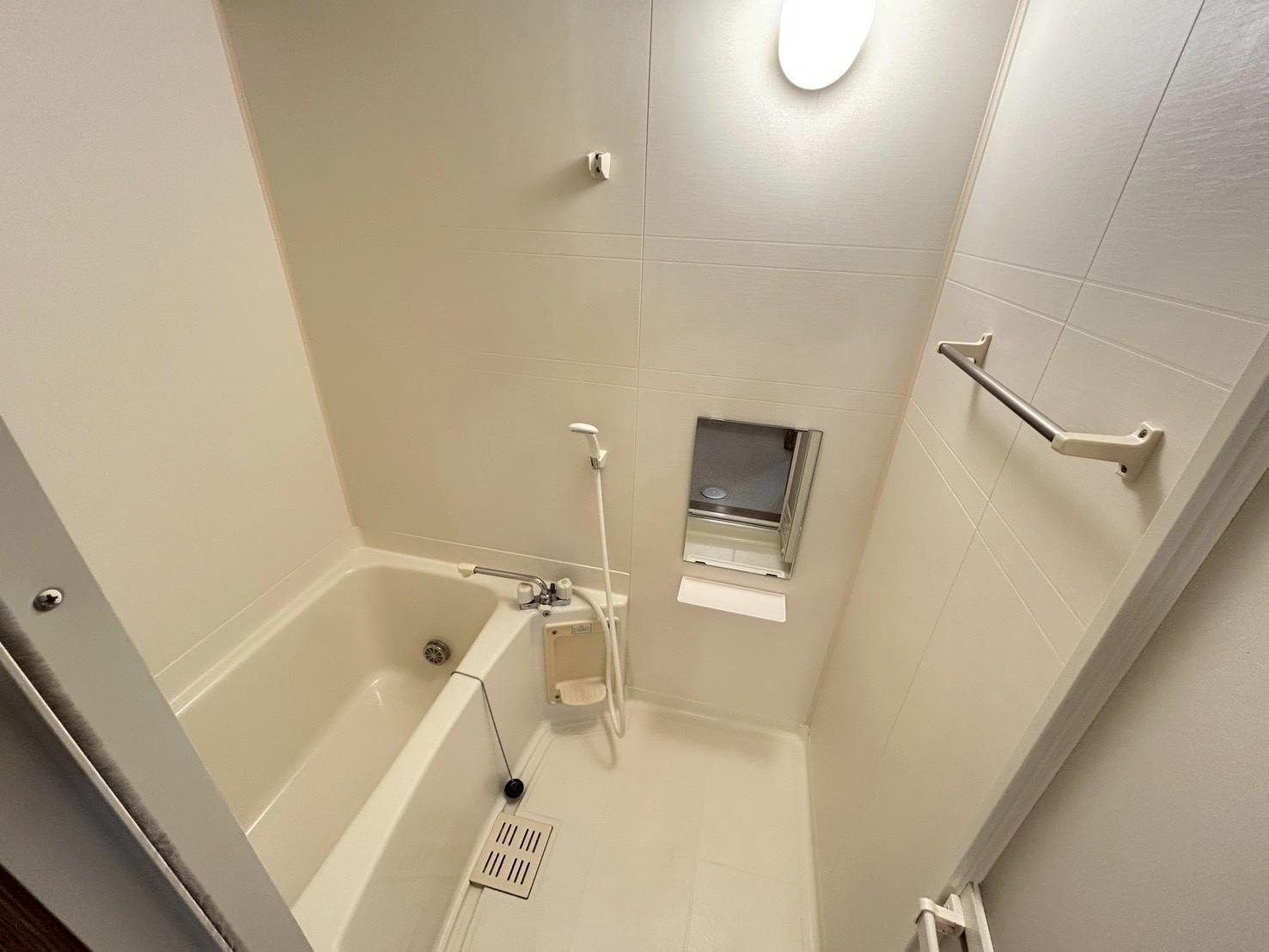 バス・シャワールーム　浴室