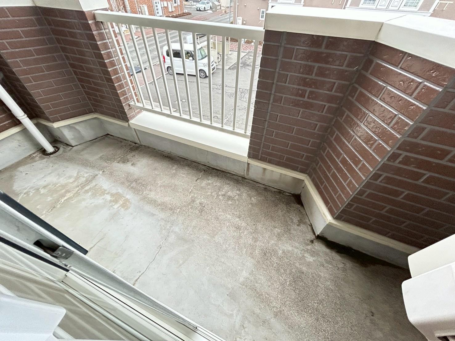 バルコニー　バルコニー