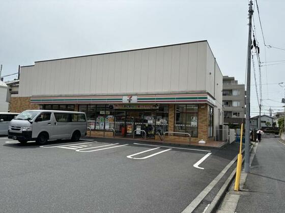 コンビニ　セブンイレブン葛飾小菅２丁目店（コンビニ）まで241m