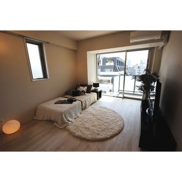 居室・リビング　写真は同タイプ住居です。