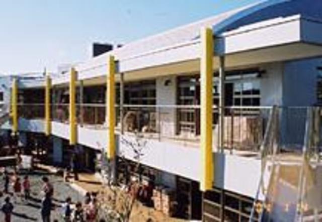 幼稚園・保育園　鶴川シオン幼稚園（幼稚園・保育園）まで620m