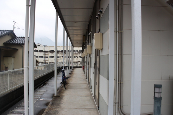 広島市安芸区畑賀のアパートの建物外観
