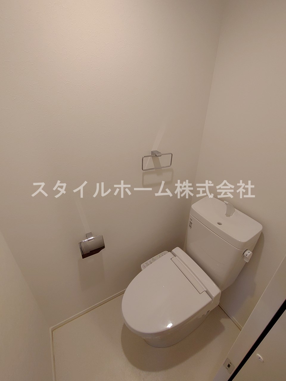 【リバーサイド花田のトイレ】