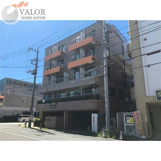 【横浜市都筑区仲町台のマンションの建物外観】