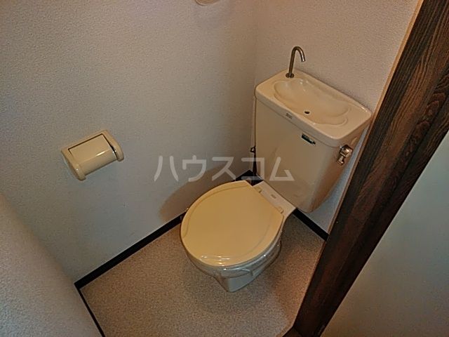 【浜松市中央区富塚町のアパートのトイレ】