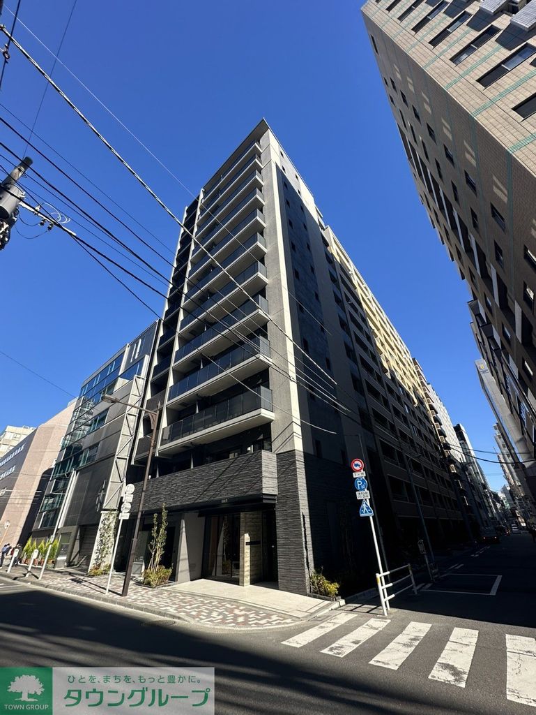 【中央区日本橋大伝馬町のマンションの建物外観】