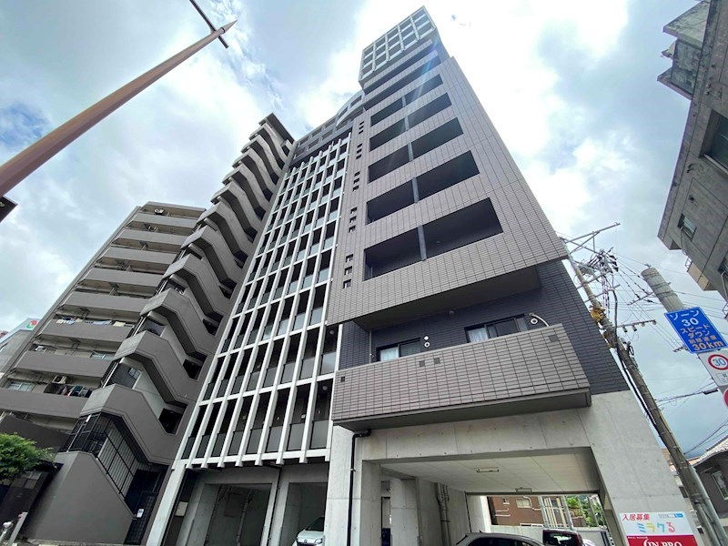 北九州市小倉北区大田町のマンションの建物外観