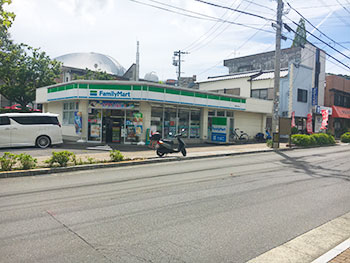 コンビニ　ファミリーマート長崎油木町店（コンビニ）まで343m