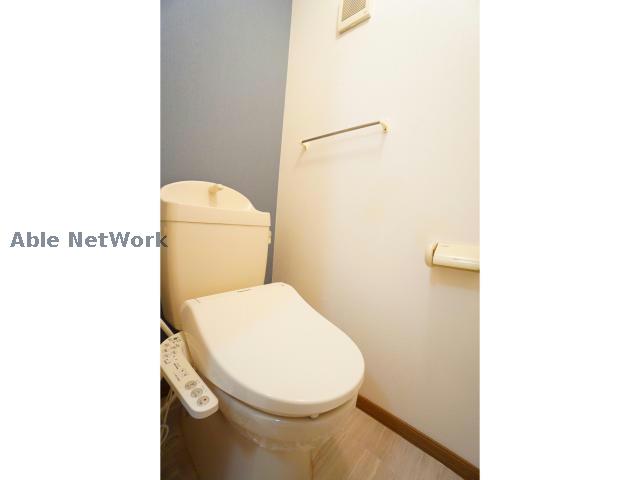 トイレ　ウォシュレット付き