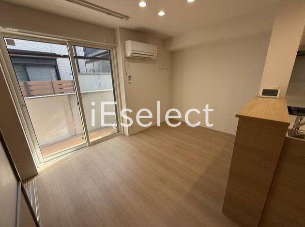 居室・リビング　明るくキレイなリビングルーム♪