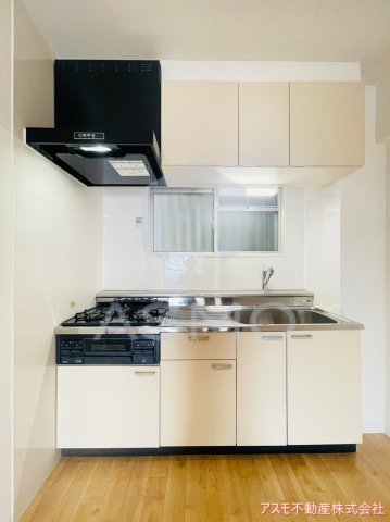 キッチン　同マンション別部屋　参考写真