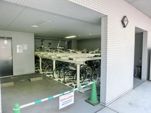 その他　★敷地内自転車置き場★