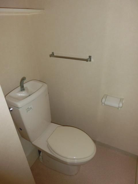 トイレ　バストイレ別