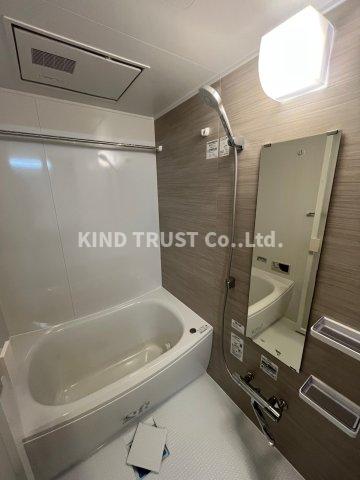 バス・シャワールーム　お風呂で日々の疲れを落としましょう