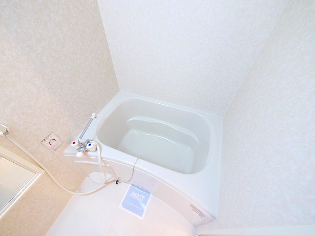 バス・シャワールーム　ゆったり過ごせるお風呂です