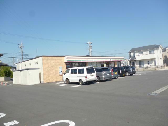 コンビニ　セブンイレブン鈴鹿桜島5丁目店（コンビニ）まで440m