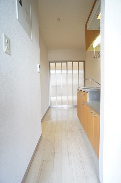 玄関　玄関から見たお部屋です☆