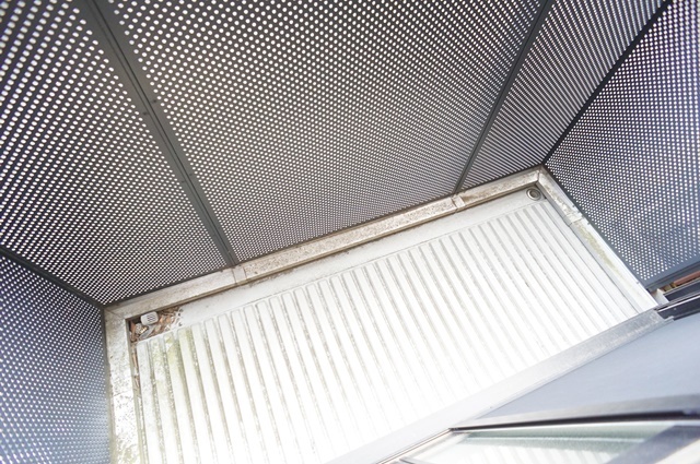 バルコニー　バルコニーがあるので洗濯物を太陽の下で干すことができます♪