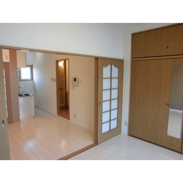 居室・リビング　洋室