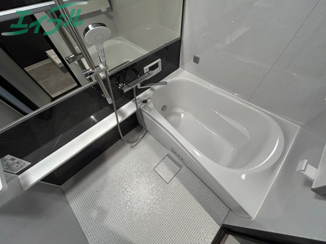 バス・シャワールーム　同物件同型タイプ