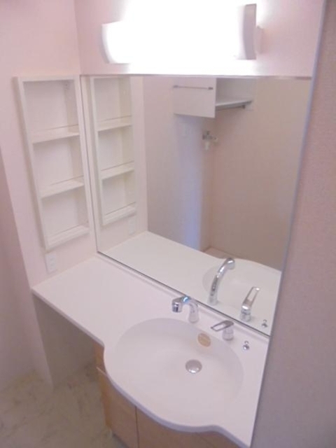 洗面設備　カウンター洗面台