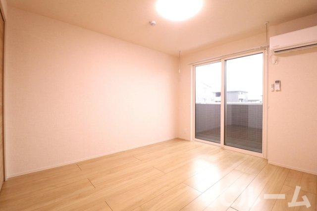 居室・リビング　※別のお部屋の参考写真です