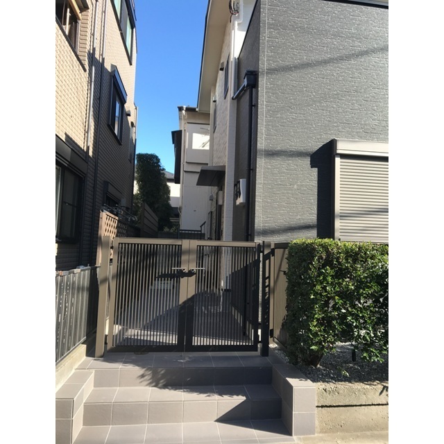 エントランス　エントランス