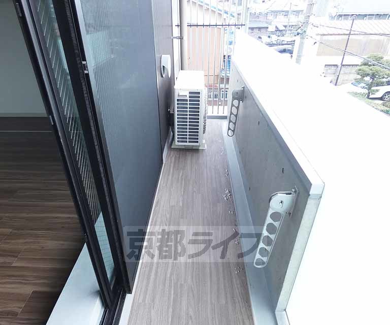 バルコニー　明るいバルコニーです。