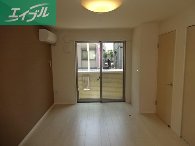 居室・リビング　洋室