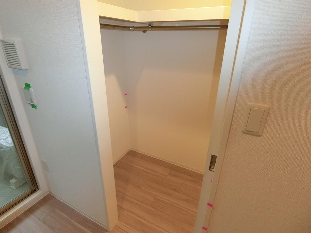 収納　ウォークインクローゼット