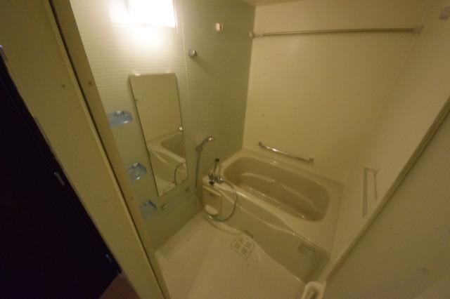 バス・シャワールーム　日々の暮らしに欠かせないお風呂です