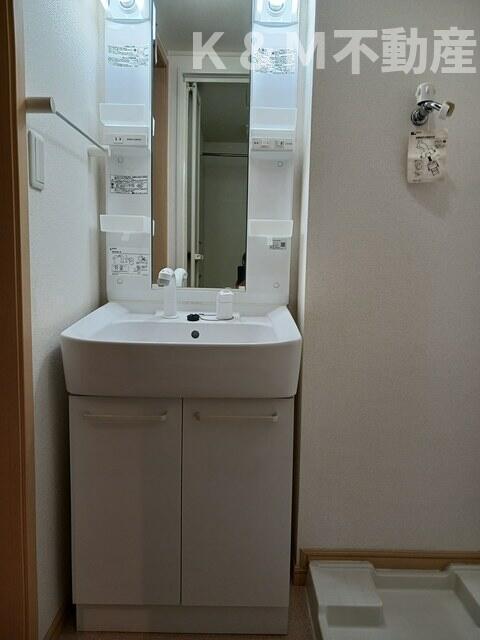 洗面設備　広い洗面スペース