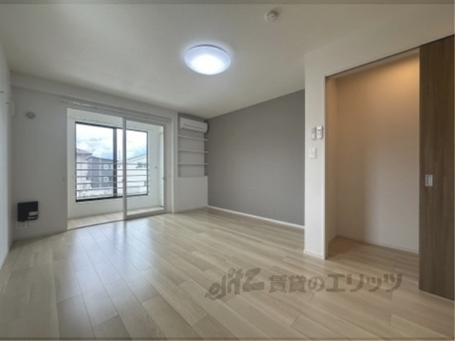 居室・リビング　洋室