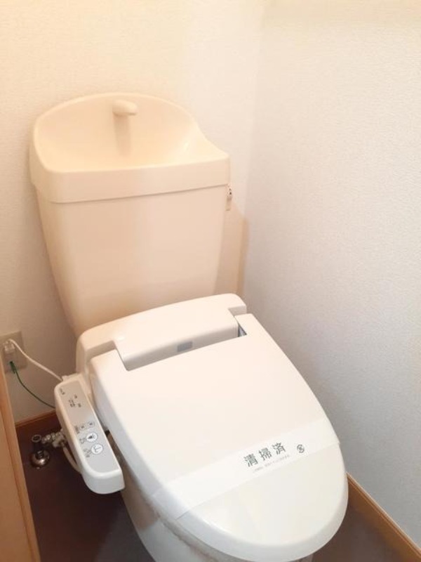 トイレ　図面と現状に相違がある場合には現状を優先