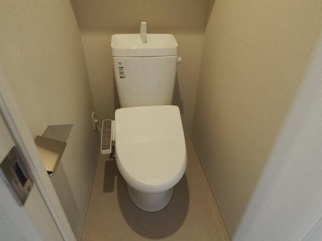 トイレ　※別部屋参考写真