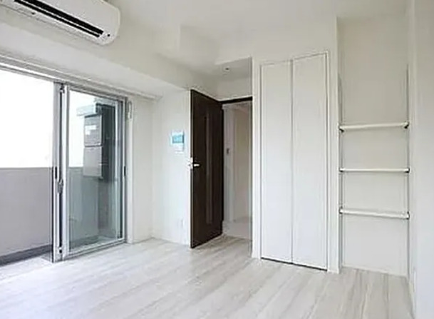 居室・リビング　別部屋の画像を使用しております。