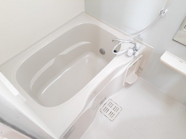 バス・シャワールーム　日々の暮らしに欠かせないお風呂です