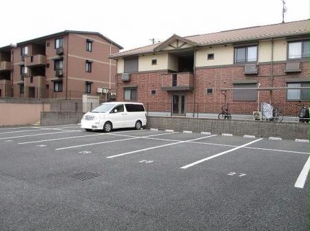駐車場　駐車場