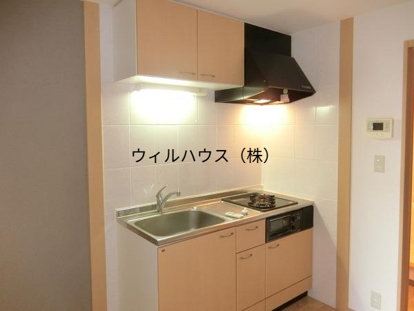 キッチン　浴室乾燥機付き！