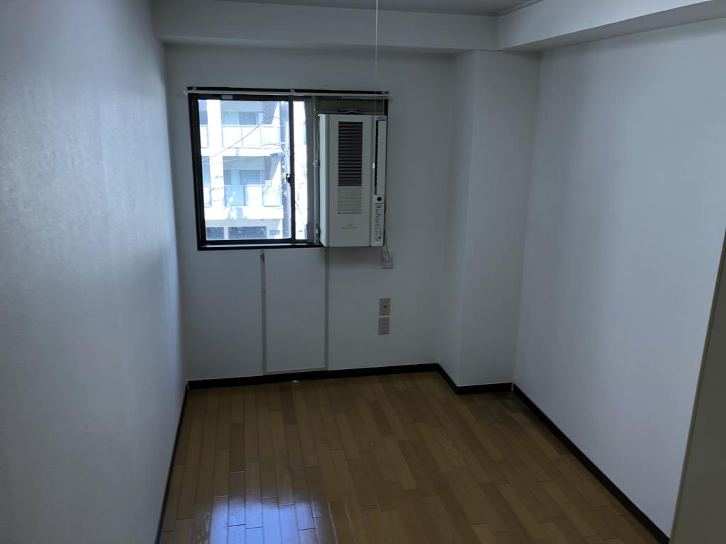 地下鉄長堀鶴見緑地線 玉造駅 徒歩1分 8階建 築41年の内装写真
