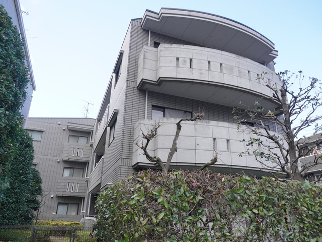 建物外観　閑静な住宅街☆落ち着いた生活をお望みの方にはぴったりです！