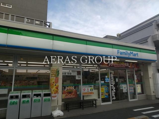 コンビニ　ファミリーマートかわだ多摩川二丁目店（コンビニ）まで490m