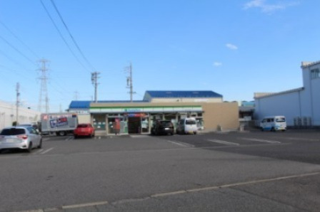 コンビニ　ファミリーマート 春日井松河戸町店（コンビニ）まで541m