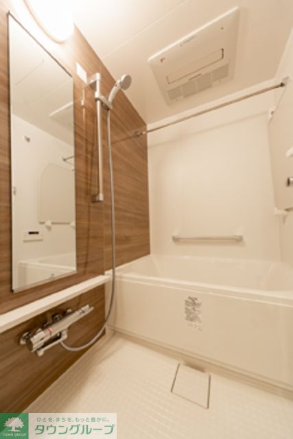 バス・シャワールーム　※写真は同タイプ住戸です。