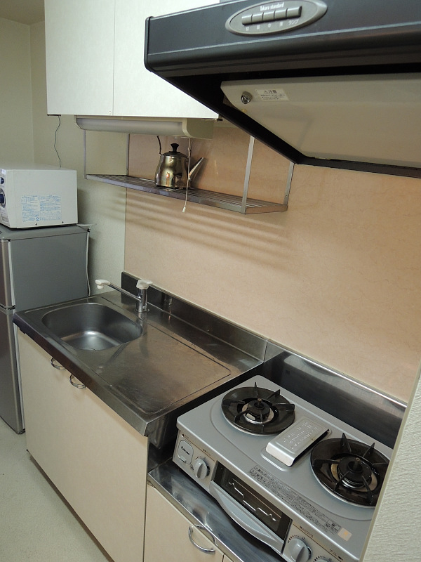キッチン　2口ガスコンログリル付き