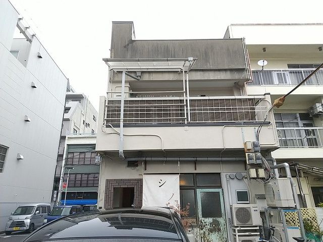 和歌山市西ノ店のマンションの建物外観